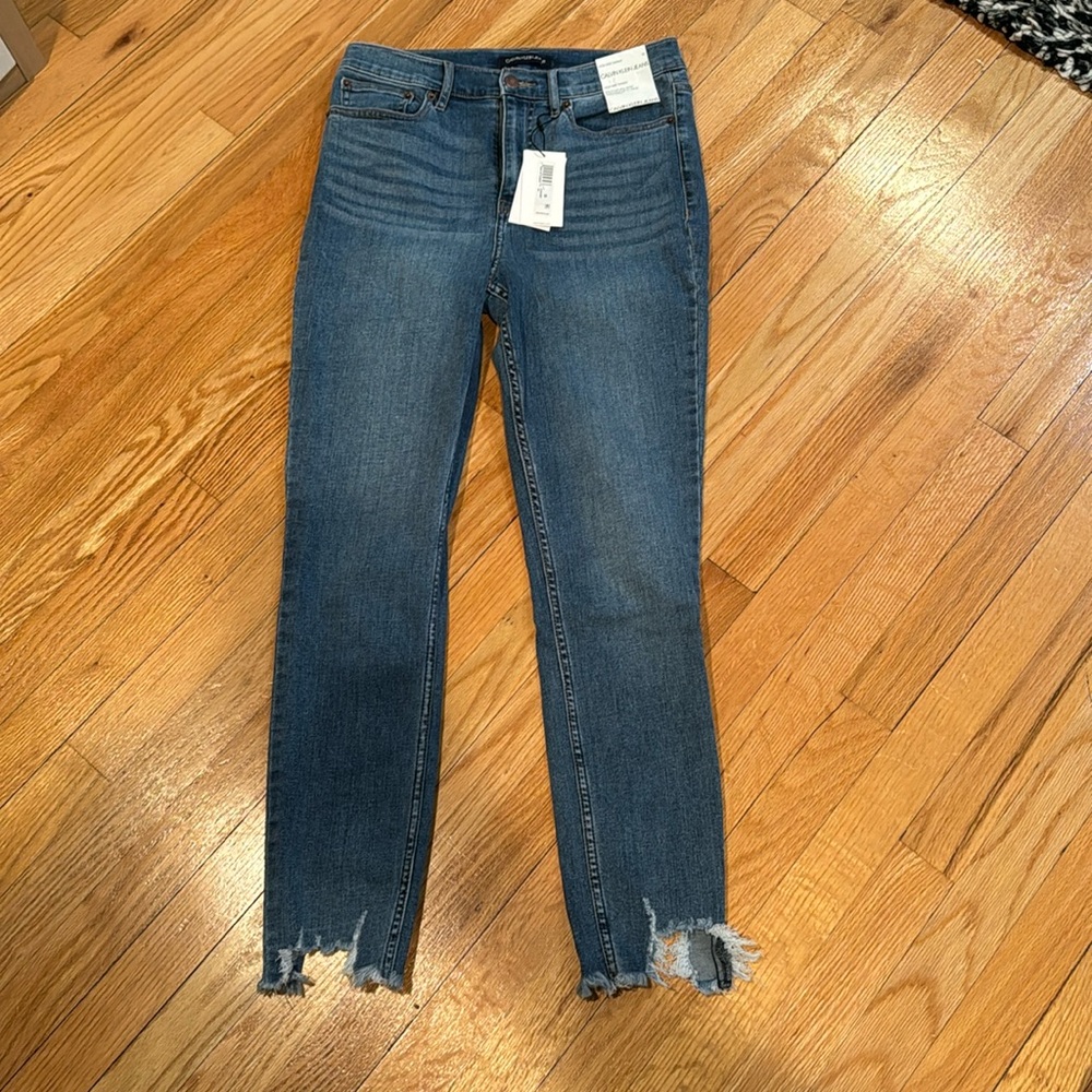 NWT Calvin Klein high rise skinny jeans